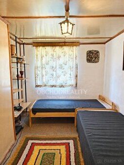 ID:9189
Ponúkame na predaj krásnu murovanú chatu v obľúbenej