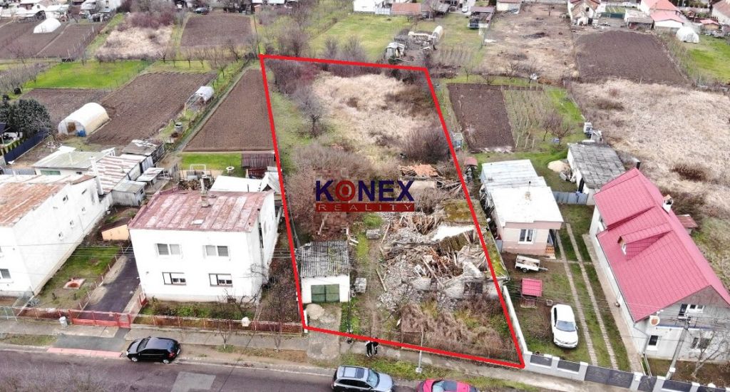 ID:9473
Ponúkame Vám na predaj pozemok v Malom Horeši:
 - po