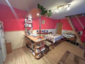 ID:9573
Ponúkame na predaj priestranný rodinný dom v malebne
