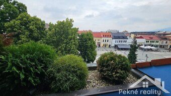 Ponúkame Vám na prenájom atraktívny podkrovný kancelársky pr