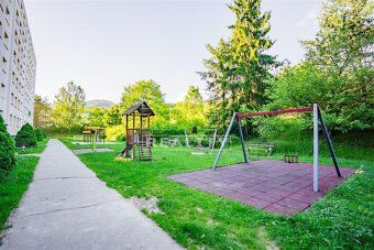 TUreality ponúka na predaj priestranný 3-izbový byt po čiast