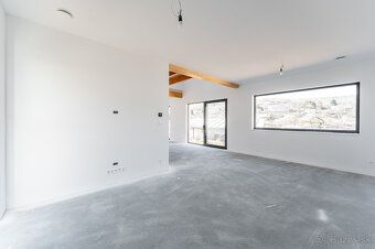 Typ: Rodinný dom Ulica: Oblá Obec: Košice-Kavečany
Miriama P