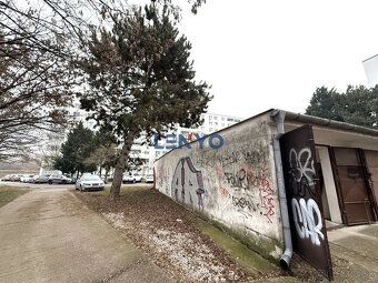 Lenyo Vám ponúka na predaj murovanú garáž o výmere 22m², nac