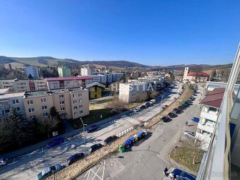 Exkluzívne na predaj 3-izbový byt s balkónom – 77,65 m² Ponú