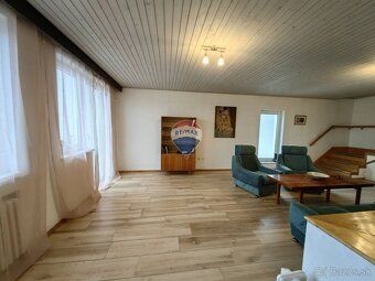 Na prenájom veľký 2 podlažný, priestranný rodinný dom 240m2 
