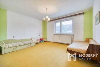 Typ: Rodinný dom Ulica: - Obec: Uhrovec
Moderný maklér ponúk