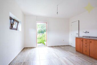 ZÁKLADNÉ ÚDAJE: - lokalita: Banský Studenec - zastavaná ploc