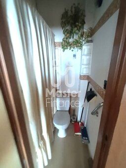 Ponúkame na predaj: - 2 izbový byt s dispozíciou 51 m2 - cho