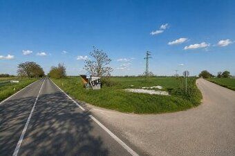 Ponúkame na predaj pozemok o výmere 59 572 m², nachádzajúci 