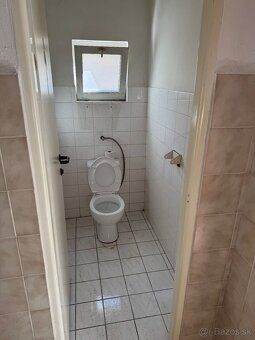 Dám do prenájmu sklad-výrobný priestor v Rajčanoch, 80m2 ,pr