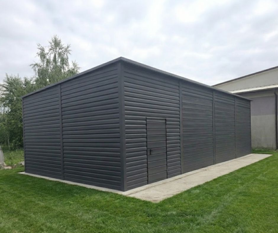 PLECHOVÁ GARÁŽ 12x6m ROZMERY: 12m x 6m BRÁNA: 3m x 2,80m OTV
