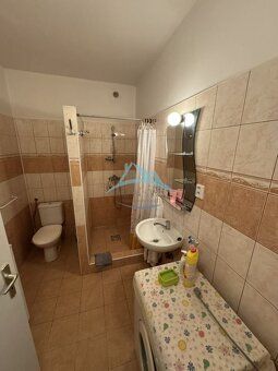 Váš Vidiecky Sen s Pozemkom Ako Lúka! Zrekonštruovaná Strech