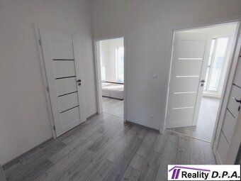 Ponúkame Vám na prenájom 3 izbový byt v novostavbe v lokalit