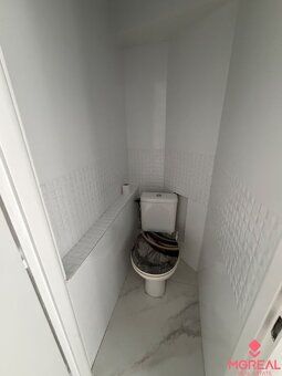 Ponúkame vám na predaj 3 izbový byt s balkónom / logiou/ o v