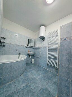 Prenajmem apartman 69m2, s velkou terasou a vlastným parkova