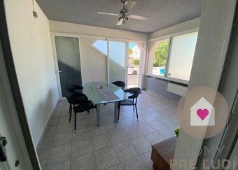 Exkluzívne ponúkame na predaj 2 apartmány ( 1. Apartmán s ob