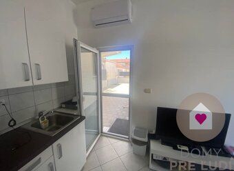 Exkluzívne ponúkame na predaj 2 apartmány ( 1. Apartmán s ob