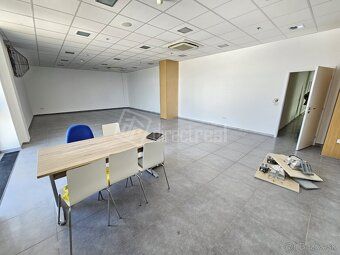 Priestory na kancelárie, obchody, služby od 21 m2 až po 116 