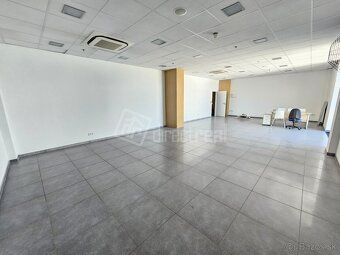 Priestory na kancelárie, obchody, služby od 21 m2 až po 116 