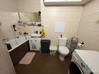 Ponúkame na predaj priestranný 2-izbový byt o výmere 51 m², 