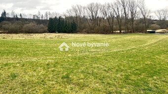 Typ: Rekreačné pozemky Ulica: Vlachy Obec: Vlachy
,ID: N032-