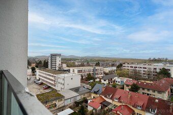 🏡 3-izbák vo Vrbovom? Máme! A ešte aj s výhľadom z 8. poscho