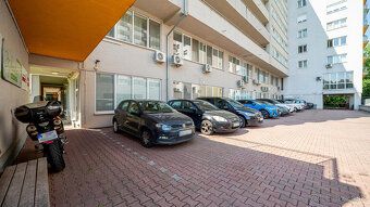 Typ: Kancelárske priestory Ulica: Antolská Obec: Bratislava-