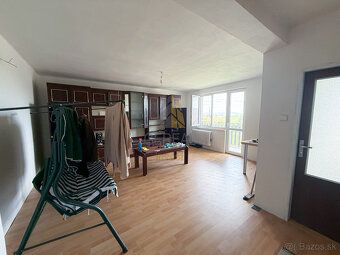 Typ: Rodinný dom Obec: Veľaty
 
Realitná kancelária Bývajte 
