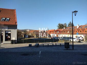 Ponúkam na prenájom garáž centrum mesta , 5 min. peši do cen