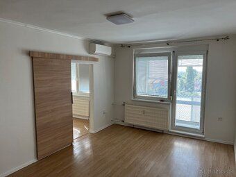Dám do prenájmu 2izbový byt 50m2 vo vyhľadávanej lokalite na