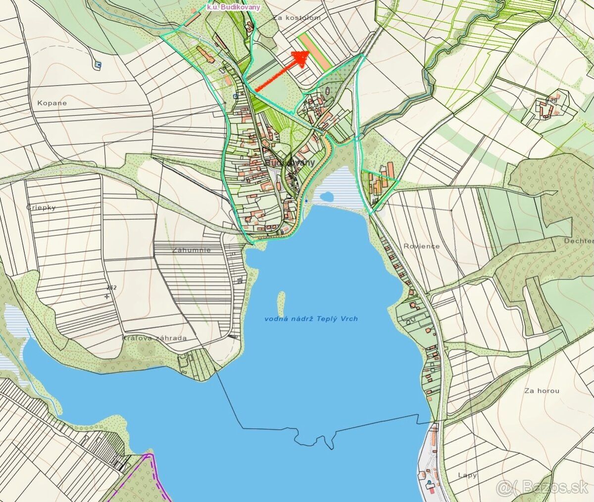 Ponúkam na predaj slnečný, rekreačný pozemok, s rozlohou 4.4