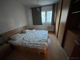 So súhlasom majiteľa za seba hľadám náhradu do nepriechodnej