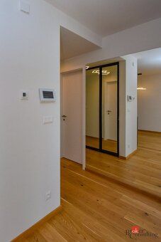 Ideálna príležitosť na bývanie aj investíciu!
RK Broker Cons