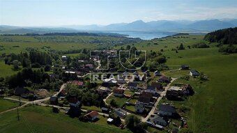 PONÚKAME NA PREDAJ STAVEBNÉ POZEMKY S PRÍPOJKOU NA ELEKTRINU