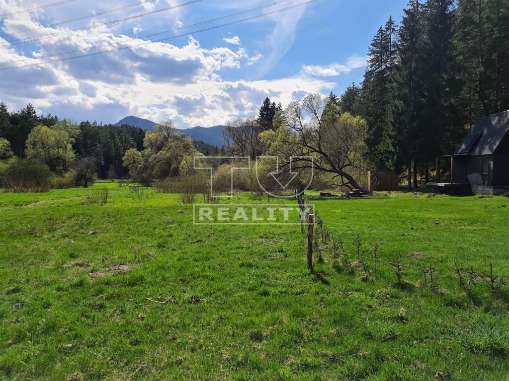 TUreality ponúkajú na predaj dva pozemky vedené ako trvalý t