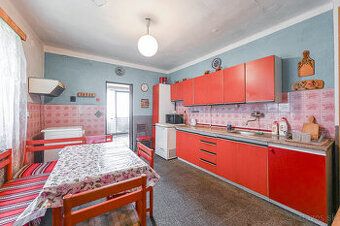 Predáme dom vhodný na investíciu a prerobenie na chalupu. Ná