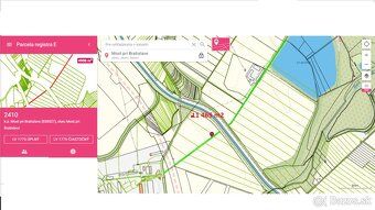 ponúka na predaj pozemky o celkovej rozlohe 26 000 m2 oblasť