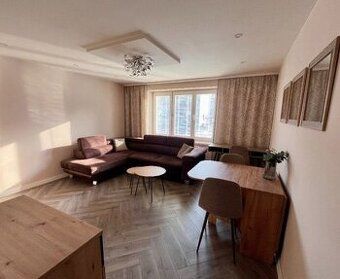 Ponúkame na prenájom príjemný 1-izbový byt o výmere 30 m² v 