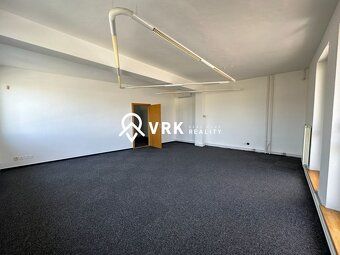 Ponúkame na prenájom klimatizované kancelárske priestory s p