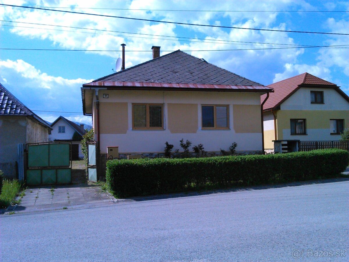 Predám rodinný dom v Mokrej Lúke. Bližšie info telefonicky, 