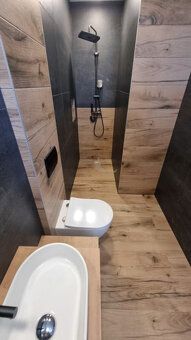 Typ: Vila Ulica: Privlaka Obec:
EXKLUZÍVNA VILA S PANORAMATI