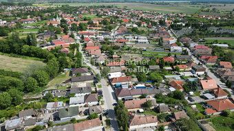 Typ: Rodinný dom Obec: Horné Saliby
Starší rodinný dom s jed