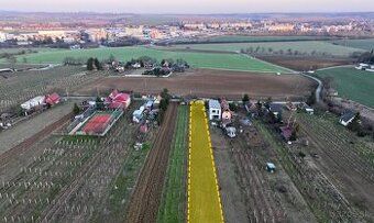 Ponúkame na predaj veľký pozemok v obci Melek, okres Nitra o