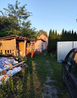 Typ: Chata Ulica: trenčianske stankovce Obec: Trenčianske St
