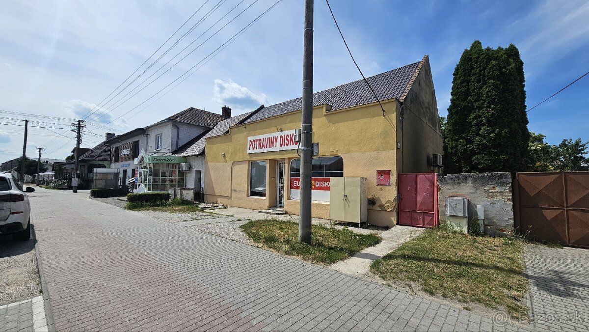 Predávame nehnuteľnosť na Bratislavskej ulici v Kútoch. Rozl