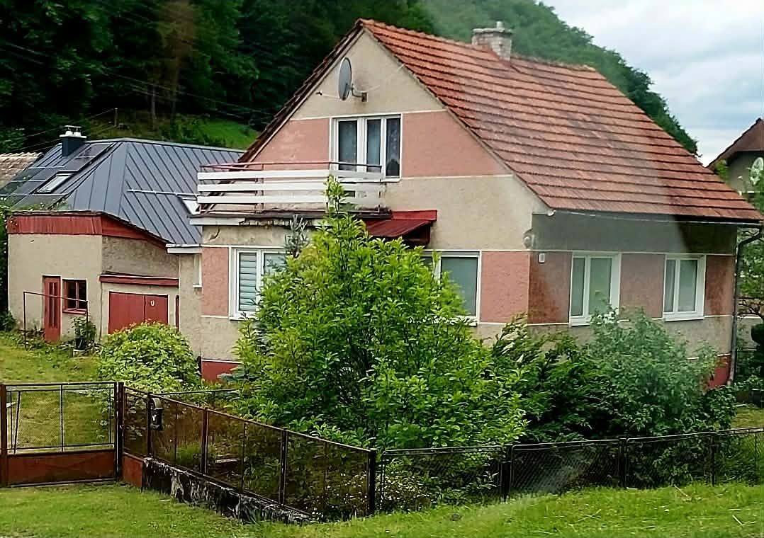 Predaj dom blizko Kysuckeho Noveho Mesta obec Lopušne Pažite