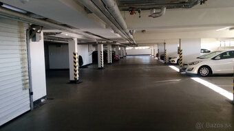 Ponukame sirsie garazove statie rozmer cca 2,7 x 5,1m na dlh