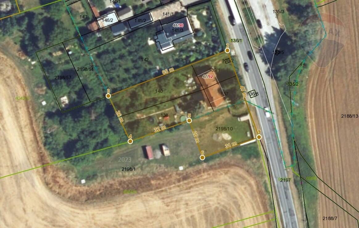 Ponúkame Vám na predaj slnečné stavebné pozemky o rozlohe 22