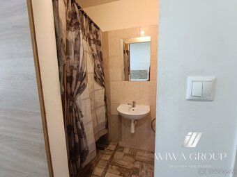 🏠 Ponúkame na prenájom garsónku (č. 3) 📍 Lokalita: Komárno –