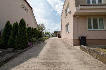 Typ: 2-izbový byt Ulica: Abovská 9 Obec: Košice-Barca
Ponúka